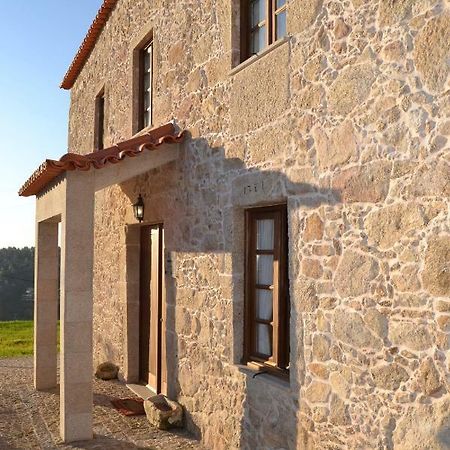 فيلا Casa Da Trapa أوليفيرا دي ازميس المظهر الخارجي الصورة