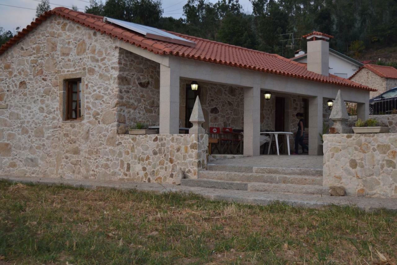 فيلا Casa Da Trapa أوليفيرا دي ازميس المظهر الخارجي الصورة